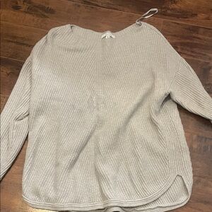 ALFRED SUNG Light Gray Women's Sweater